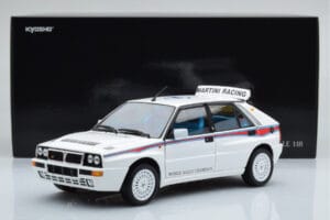 Lancia Delta HF Integrale 6 Branco Kyosho 1:18 08344E Metal - imagem 8 de 8
