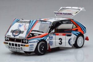 Lancia Delta HF Integrale Evoluzione #3 D. Auriol / B. Occelli Tour de Corse 1992 Kyosho 1:18 08348H Metal - imagem 2 de 9