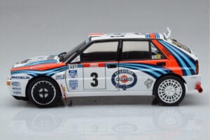 Lancia Delta HF Integrale Evoluzione #3 D. Auriol / B. Occelli Tour de Corse 1992 Kyosho 1:18 08348H Metal - imagem 4 de 9