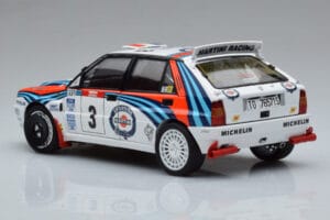 Lancia Delta HF Integrale Evoluzione #3 D. Auriol / B. Occelli Tour de Corse 1992 Kyosho 1:18 08348H Metal - imagem 6 de 9