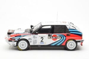Lancia Delta Integrale 16V #2 M. Biasion / T. Siviero Rally Safari 1990 IXO 1:18 18RMC139A Metal - imagem 3 de 6