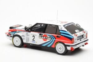Lancia Delta Integrale 16V #2 M. Biasion / T. Siviero Rally Safari 1990 IXO 1:18 18RMC139A Metal - imagem 5 de 6
