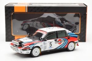 Lancia Delta Integrale 16V #5 J. Kankkunen / J. Piironen Rally Safari 1990 IXO 1:18 18RMC139C Metal - imagem 6 de 6