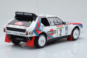 Lancia Delta S4 #2 M. Alen / I. Kivimaki Rally San Remo 1986 IXO 1:18 18RMC130A Metal - imagem 2 de 6