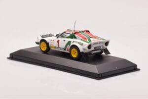 Lancia Stratos #1 S. Munari / S. Maiga Rally Monte Carlo 1977 Minichamps 1:43 430771201 Metal - imagem 3 de 4