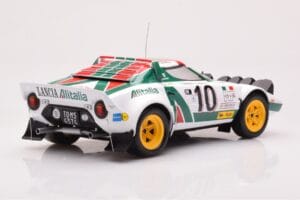 Lancia Stratos HF #10 S. Munari / S. Maiga Rally Monte Carlo 1976 IXO 1:18 18RMC162A Metal - imagem 2 de 6
