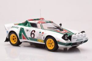 Lancia Stratos HF #6 B. Waldegård / H. Thorszelius Rally Monte Carlo 1976 IXO 1:18 18RMC162B Metal - imagem 4 de 6