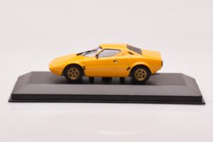 Lancia Stratos Amarelo Minichamps 1:43 430125020