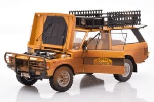 Land Rover Defender 90 Camel Trophy Sumatra 1981 Almost Real 1:18 810107 Metal - imagem 2 de 8