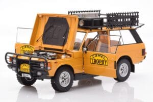 Land Rover Range Rover Camel Trophy Papua New Guinea 1982 Almost Real 1:18 810106 Metal - imagem 2 de 8