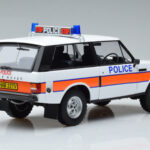 Land Rover Range Rover Polícia Almost Real 1:18 - image 3 of 9
