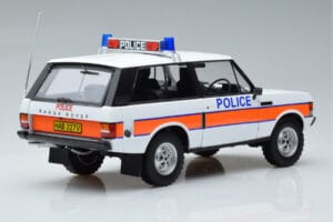 Land Rover Range Rover Polícia Almost Real 1:18 810115 Metal - imagem 3 de 9