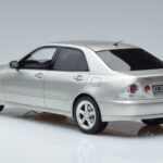 Lexus IS200 XE10 Prata Otto 1:18 OT991 Resina - image 5 of 6