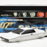 Lotus Esprit Type 79 James Bond The Spy Who Loved Me Submarine Branco AUTOart 1:18 - image 2 of 8