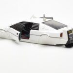 Lotus Esprit Type 79 James Bond The Spy Who Loved Me Submarine Branco AUTOart 1:18 - image 7 of 8