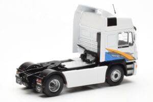 MAN F2000 Branco IXO 1:43 TR174 Metal - imagem 3 de 4