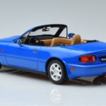 Mazda MX-5 NA Azul Otto 1:18 OT934 Resina - image 5 of 6