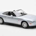 Mazda MX-5 NA Prata Norev 1:18 - image 5 of 7