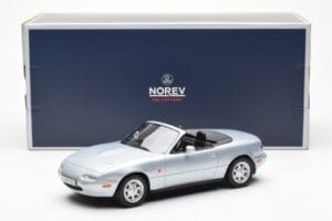 Mazda MX-5 NA Prata Norev 1:18 188023 Metal - imagem 7 de 7