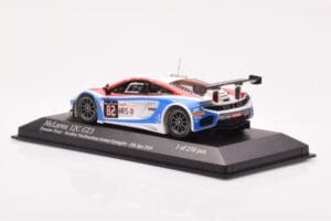 McLaren 12C GT3 #82 Russian Team A. Vasiliev / D. Vasiliauskas / M. Asmer / B. Spengler Spa 24 Hours 2014 Minichamps 1:43 437 - imagem 3 de 4