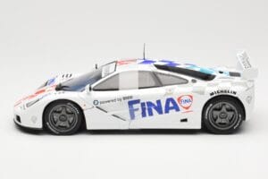 McLaren F1 GTR BMW Motorsport UT Models 1:18 80439421483 Metal - imagem 3 de 6