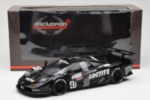 McLaren F1 GTR Loctite #27 T. Bäscher / R. Capello / E. Pirro 24 Hours of Le Mans 1998 UT Models 1:18 39821 Metal - imagem 6 de 6