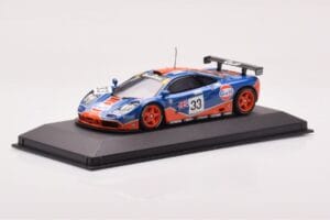 McLaren F1 GTR #33 Gulf Racing R. Bellm / M. Weaver / J-J. Lehto 24 Hours of Le Mans 1996 Minichamps 1:43 530164333 Metal - imagem 2 de 4