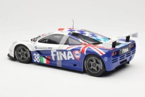 McLaren F1 GTR #38 M. Duez / M. Soper / E. Lafitte Team Bigazzi 24 Hours of Le Mans 1996 UT Models 1:18 80439421484 Metal - imagem 5 de 6