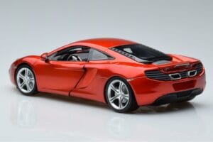 McLaren MP4-12C Com Figura Stig Top Gear Minichamps 1:18 519101330 Metal - imagem 6 de 7