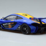 McLaren P1 GTR Azul Com Riscas Amarelas AUTOart 1:18 - image 6 of 7