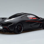 McLaren P1 Preto Mate AUTOart 1:18 - image 3 of 9