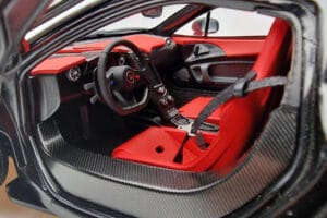 McLaren P1 Preto Mate AUTOart 1:18 76027 Metal - imagem 8 de 9