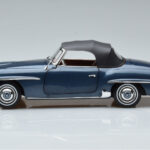 Mercedes 190 SL W121 Roadster Azul Norev 1:18 - image 4 of 8