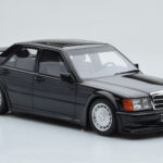 Mercedes 190E W201 2.5-16 Evo I Preto Otto 1:18 - image 4 of 6