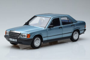 Mercedes 190E W201 Azul Claro Norev 1:18