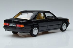 Mercedes 190 E W201 Edição Limitada Norev 1:18 183823 Metal - imagem 3 de 10