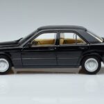 Mercedes 190 E W201 Edição Limitada Norev 1:18 183823 Metal - image 5 of 10