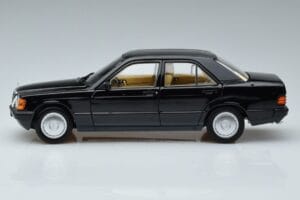 Mercedes 190 E W201 Edição Limitada Norev 1:18 183823 Metal - imagem 5 de 10