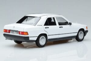 Mercedes 190 E W201 Branco Norev 1:18 183820 Metal - imagem 3 de 7