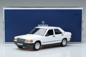 Mercedes 190 E W201 Branco Norev 1:18 183820 Metal - imagem 7 de 7