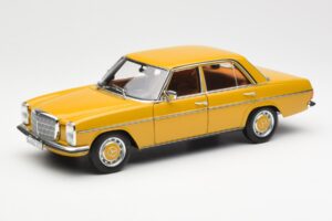 Mercedes 200/8 W115 Sahara Amarelo Norev 1:18 183771