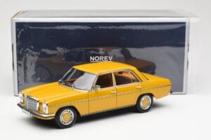 Mercedes 200/8 W115 Sahara Amarelo Norev 1:18 183771 Metal - imagem 8 de 8