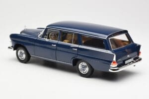Mercedes 200 Universal W115 Azul Norev 1:18 183599 Metal - imagem 7 de 8