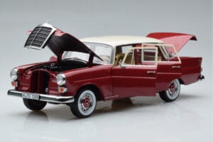 Mercedes 200 W110 Vermelho Norev 1:18 183706 Metal - imagem 2 de 7