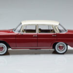 Mercedes 200 W110 Vermelho Norev 1:18 - image 5 of 7