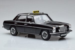 Mercedes 200 W115 Taxi Norev 1:18 183776 Metal - imagem 5 de 7
