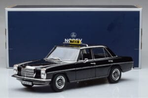 Mercedes 200 W115 Taxi Norev 1:18 183776 Metal - imagem 7 de 7