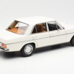 Mercedes 200 W115 Branco Norev 1:18 183770 - image 3 of 8