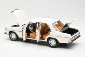 Mercedes 200 W115 Branco Norev 1:18 183770 Metal - imagem 5 de 8
