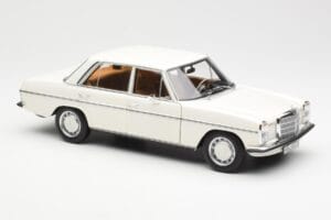 Mercedes 200 W115 Branco Norev 1:18 183770 Metal - imagem 6 de 8